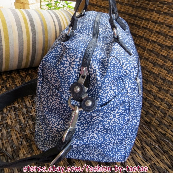 Tag Kipling Flora Shoulder Bag 